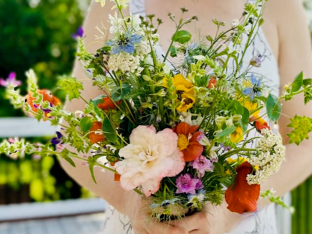 Indie/DIY Flower Bloom Buckets